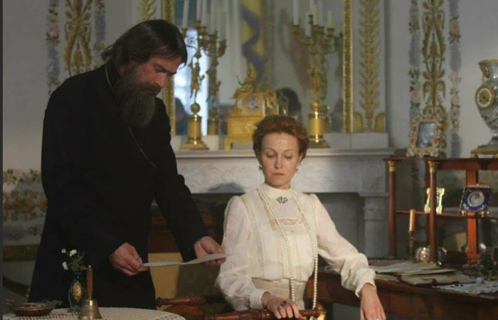 Ченнелиг с известной личностью. Александра Фёдоровна. (жена Николая II).